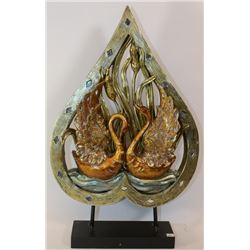 DECORATIVE LEAF W/ SWAN LOVERS