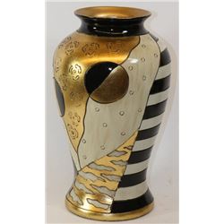 DECORATIVE PORCELAIN ART VASE