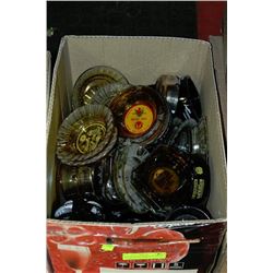 BOX OF COLLECTABLE LAS VEGAS ASHTRAYS