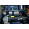 Image 1 : MASTERCRAFT ANGLE GRINDER WITH CUT OFF DISCS