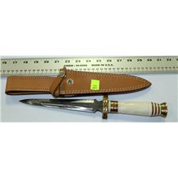 HUNTING KNIFE WITH SHEATH
