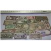 Image 1 : BAG OF WORLD PAPER MONEY