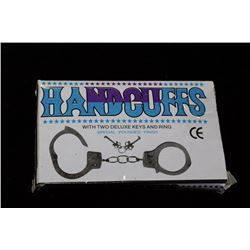 HANDCUFFS W/ TWO DELUXE KEYS AND RING