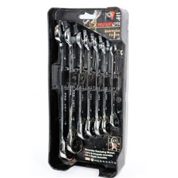 NEW EDWARD AND BELLA FIGURES