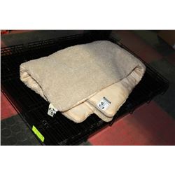 COLLAPSIBLE PET CRATE 20 X 30 X 21" WITH PAD