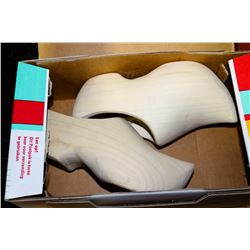 PAIR OF WOODEN HOLLAND SHOES