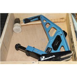 HARDWOOD FLOOR NAILER