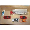 Image 1 : DIE CAST CAR HAULER WITH 5 DIE CAST CARS