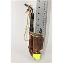 VINTAGE WOOD CARVED PIPE