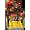 Image 1 : TRAY OF ASSORTED M & M'S & GLOSSETTES