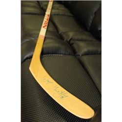 WAYNE GRETZKY SIGNED TITAN HOCKEY STICK