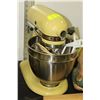 Image 1 : KITCHENAIDE 10 SPEED MIXER