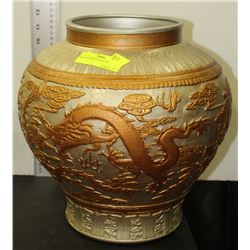 DRAGON PORCELAIN VASE