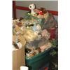 Image 1 : PALLET OF STUFFED ANIMALS
