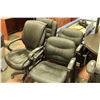 Image 1 : 4 VARIOUS OFFICE CHAIRS SOLD TOGETHER