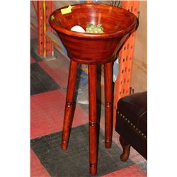 WOOD BOWL ON STAND W/FRUIT