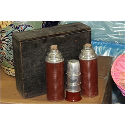 WOODEN BOX WITH 2 THERMOSES-GEZI