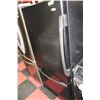 Image 1 : AMANA BLACK FRIDGE