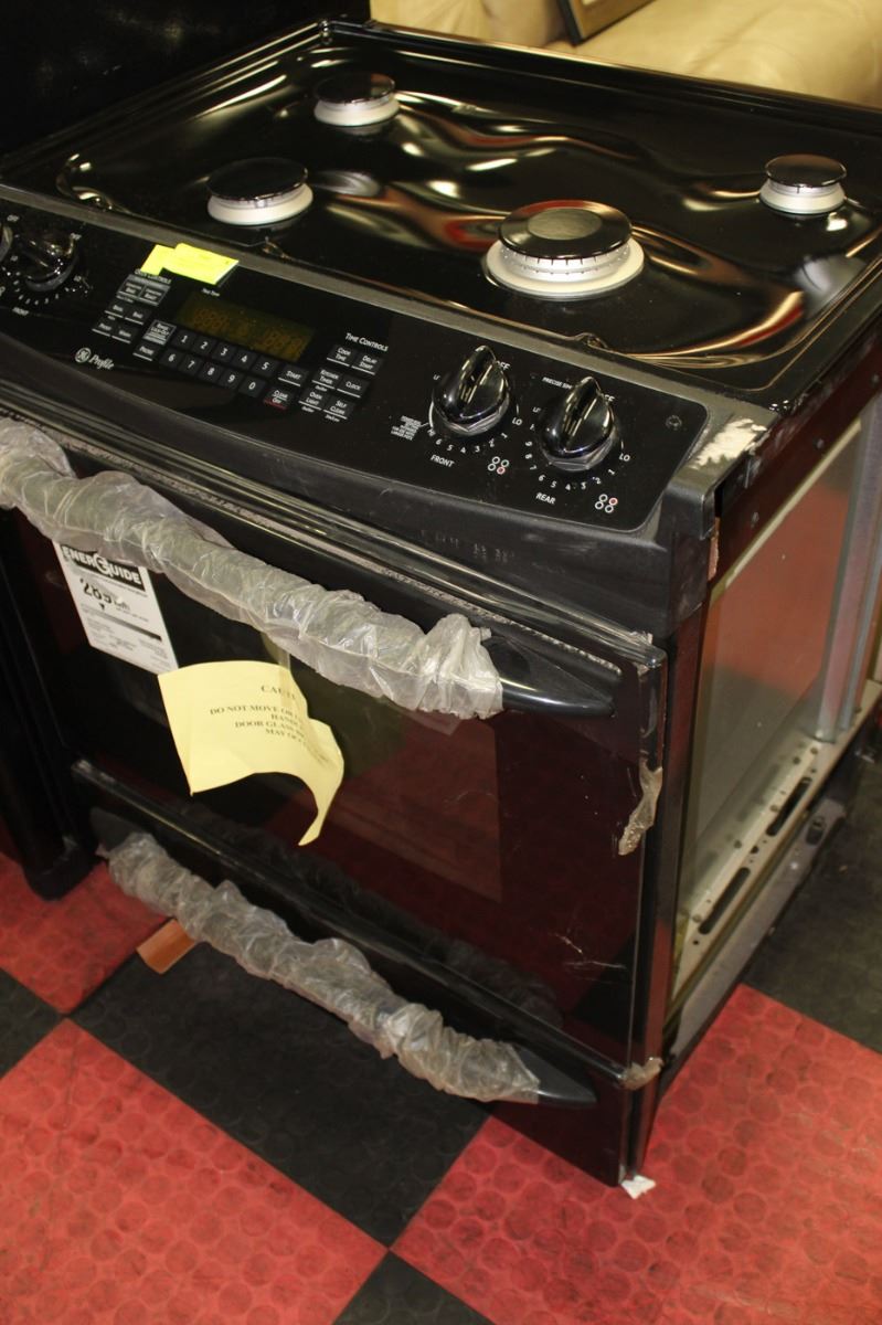 GE PROFILE 4 BURNER TOP ELECTRIC STOVE