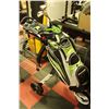 Image 1 : NEW GOLF BAG AND CADDY