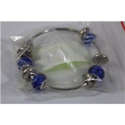 HAND CRAFTED HINGED BRACELET