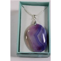 HAND CRAFTED PURPLE STRIPED AGATE PENDANT ON A