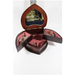 LARGE HEART SHAPED JEWELLERY BOX WITH CONTENTS