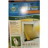 Image 1 : PETSAFE EXTREME WEATHER PET DOOR