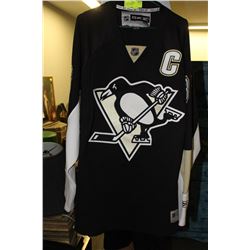 SIDNEY CROSBY XXL OFFICIAL NHL HOCKEY