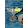 Image 1 : GREY ONYX SIGNED WHALES TAIL