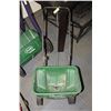 Image 1 : FERTILIZER SPREADER