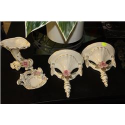 SET OF 4 VINTAGE CERAMIC WALL SCONCES WITH VASE