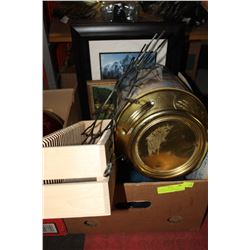 BOX OF MISC PICTURES, ORNAMENTS & COLLECTIBLES