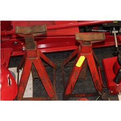 PAIR OF JACK STANDS