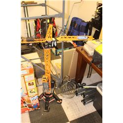 DICKIE TOYS 48" REMOTE CONTROL MEGA CRANE WITH
