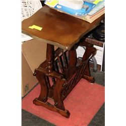 VINTAGE MAGAZINE TABLE