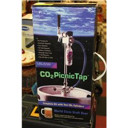 LELAND CO2 PICNIC BEER TAP