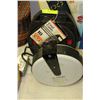 Image 1 : PAIR OF EXTENSION CORDS ON REELS