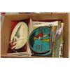 Image 1 : BOX OF VINTAGE POST CARDS