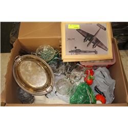 BOX OF ASST ESTATE COLLECTIBLES