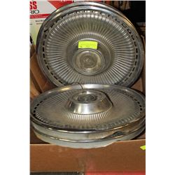 SET OF 4 60'S PONTIAC HUB CAPS