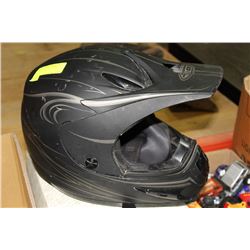 GMAX DOT 37X USED ATV SNOWMOBILE HELMET