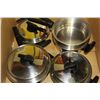 Image 1 : 8-PIECE VACUUMATIC WIRELESS COOKWARE BY