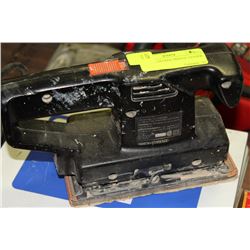 BLACK & DECKER ORBITAL SANDER