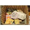 Image 1 : BOX FILLED W/ TRINKETS / BOXES AND PERFUME