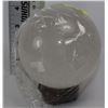 Image 1 : CLEAR QUARTZ SPHERE
