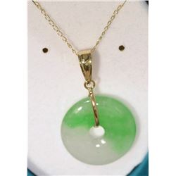 14KT GOLD JADE PENDANT NECKLACE