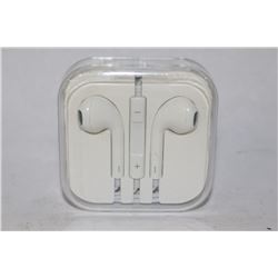 PAIR OF NEW HEADPHONES DESIGNED FOR IPHONE4/5/6