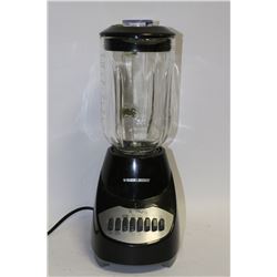 BLACK AND DECKER BLENDER