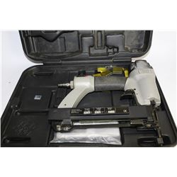 PORTER CABLE AIR STAPLER KIT IN BLACK CASE